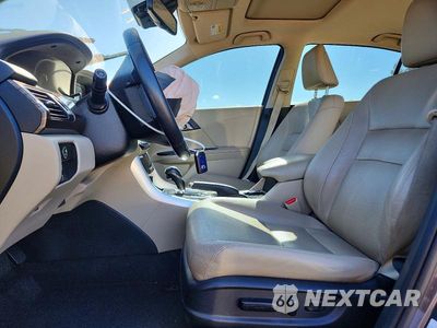 Zdjęcie 7 z 12 samochodu: 2017 HONDA ACCORD HYBRID EXL VIN:JHMCR6F53HC030112 - miniatura