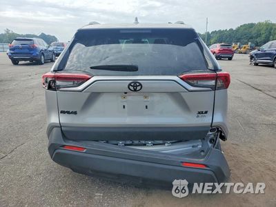 Zdjęcie 6 z 13 samochodu: 2025 TOYOTA RAV4 HYBRID XLE VIN:JTMRWRFV9SJ075080 - miniatura