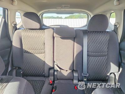 Zdjęcie 10 z 13 samochodu: 2019 NISSAN ROGUE SV VIN:5N1AT2MV4KC775072 - miniatura