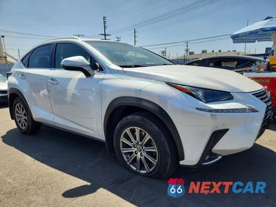 Czwarte zdjęcie samochodu z boku: 2018 LEXUS NX 300 BASE VIN:JTJYARBZ7J2091710 - miniatura