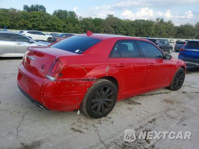 Trzecie zdjęcie samochodu z tyłu: 2017 CHRYSLER 300 S VIN:2C3CCAGG9HH637591 - miniatura