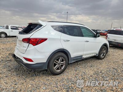 Trzecie zdjęcie samochodu z tyłu: 2017 HYUNDAI SANTA FE SPORT 2.4L VIN:5NMZU3LB3HH051577 - miniatura