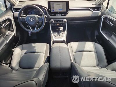 Zdjęcie 8 z 14 samochodu: 2023 TOYOTA RAV4 XLE PREMIUM VIN:4T3B6RFV9PU129214 - miniatura