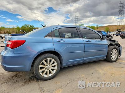 Trzecie zdjęcie samochodu z tyłu: 2011 CHRYSLER 200 TOURING VIN:1C3BC1FG7BN538506 - miniatura
