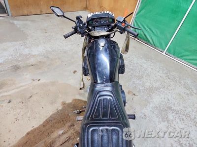 Zdjęcie 6 z 8 samochodu: 1982 HONDA VF750 S VIN:JH2RC0704CM010698 - miniatura