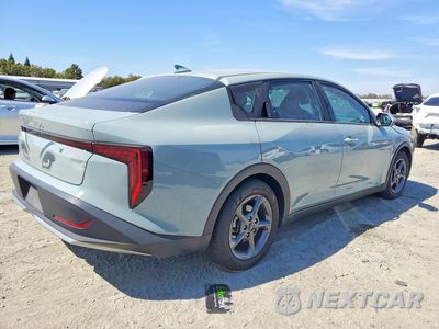 Trzecie zdjęcie samochodu z tyłu: 2025 KIA K4 LXS VIN:3KPFT4DE5SE040745 - miniatura