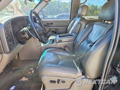 Zdjęcie 7 z 13 samochodu: 2005 CHEVROLET AVALANCHE K1500 VIN:3GNEK12Z05G170340 - miniatura