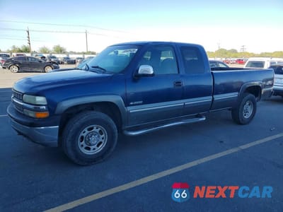 2000 CHEVROLET SILVERADO K2500 1GCGK29U4YE148676 - główne zdjęcie licytacji z USA - miniatura