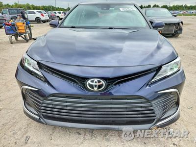 Piąte zdjęcie samochodu w środku: 2021 TOYOTA CAMRY LE VIN:4T1R11AK2MU414093 - miniatura