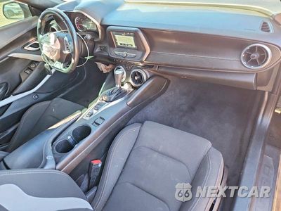 Zdjęcie 8 z 12 samochodu: 2018 CHEVROLET CAMARO LT VIN:1G1FB1RX0J0144359 - miniatura