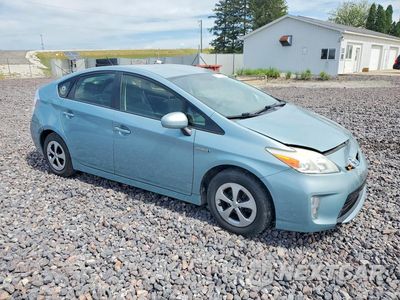 Czwarte zdjęcie samochodu z boku: 2013 TOYOTA PRIUS TWO VIN:JTDKN3DU5D5637936 - miniatura