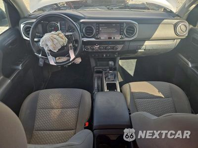 Zdjęcie 8 z 13 samochodu: 2023 TOYOTA TACOMA SR5 V6 VIN:3TYCZ5AN5PT113092 - miniatura