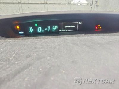 Zdjęcie 9 z 12 samochodu: 2012 TOYOTA PRIUS TWO VIN:JTDKN3DU6C5484594 - miniatura