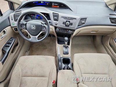 Zdjęcie 8 z 12 samochodu: 2012 HONDA CIVIC LX VIN:19XFB2F51CE105306 - miniatura