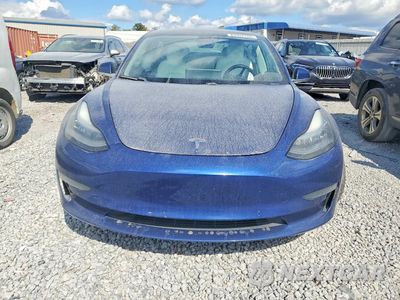 Piąte zdjęcie samochodu w środku: 2019 TESLA MODEL 3 VIN:5YJ3E1EB5KF421831 - miniatura