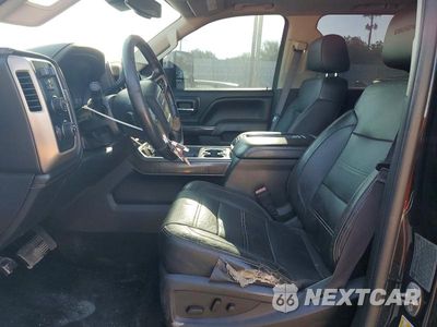 Zdjęcie 7 z 12 samochodu: 2015 GMC SIERRA K3500 DENALI VIN:1GT424E81FF576798 - miniatura