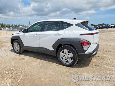 Drugie zdjęcie samochodu z przodu: 2026 HYUNDAI KONA SE VIN:KM8HA3AB2TU352944 - miniatura