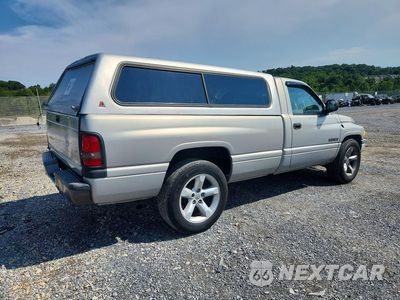 Trzecie zdjęcie samochodu z tyłu: 2001 DODGE RAM 1500 VIN:1B7HC16X11S748038 - miniatura