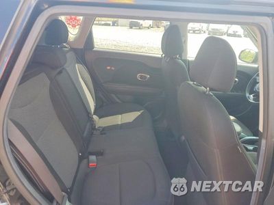 Zdjęcie 10 z 12 samochodu: 2017 KIA SOUL + VIN:KNDJP3A5XH7449099 - miniatura