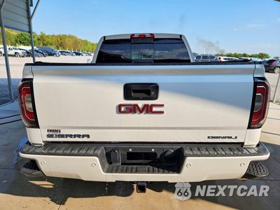 Zdjęcie 6 z 12 samochodu: 2018 GMC SIERRA K1500 DENALI VIN:3GTU2PEJ9JG132838 - miniatura