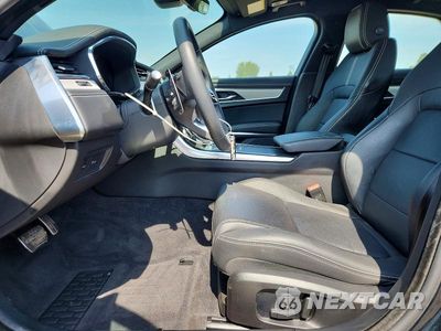 Zdjęcie 7 z 13 samochodu: 2024 JAGUAR XF R-DYNAMIC SE VIN:SAJBL4GX2RCY94767 - miniatura