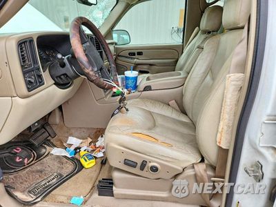 Zdjęcie 7 z 13 samochodu: 2004 CHEVROLET TAHOE C1500 VIN:1GNEC13Z44R255188 - miniatura