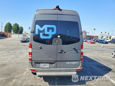 Zdjęcie 6 z 13 samochodu: 2016 MERCEDES-BENZ SPRINTER 2500 DELIVERY VAN VIN:WD3PE7DD1GP203884 - miniatura