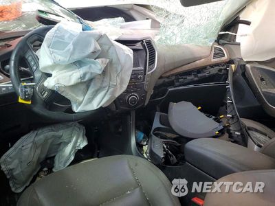Zdjęcie 8 z 13 samochodu: 2017 HYUNDAI SANTA FE LIMITED VIN:KM8SN4HF4HU166242 - miniatura