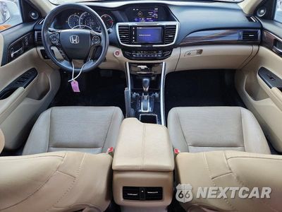 Zdjęcie 8 z 12 samochodu: 2016 HONDA ACCORD EXL VIN:1HGCR2F8XGA112595 - miniatura