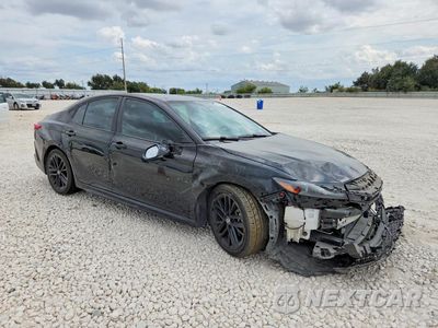 Czwarte zdjęcie samochodu z boku: 2025 TOYOTA CAMRY SE VIN:4T1DAACK9SU028470 - miniatura