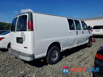 Trzecie zdjęcie samochodu z tyłu: 2000 GMC SAVANA G3500 VIN:1GTHG39R3Y1214309 - miniatura
