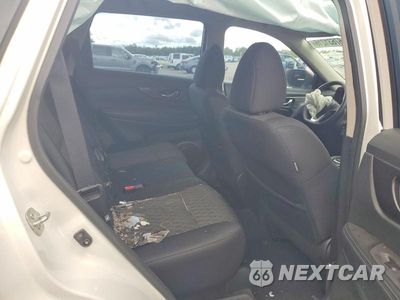 Zdjęcie 10 z 12 samochodu: 2018 NISSAN ROGUE S VIN:5N1AT2MT0JC827505 - miniatura