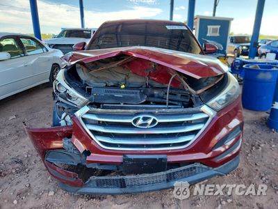 Piąte zdjęcie samochodu w środku: 2018 HYUNDAI TUCSON SE STANDARD VIN:KM8J23A45JU791259 - miniatura