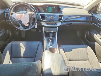 Zdjęcie 8 z 12 samochodu: 2015 HONDA ACCORD SPORT VIN:1HGCR2F57FA087207 - miniatura