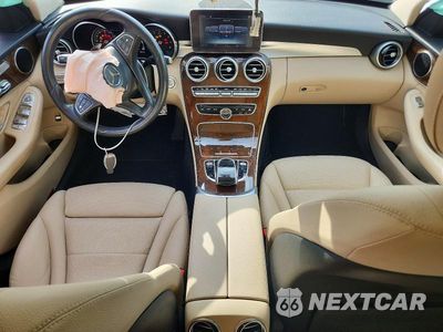 Zdjęcie 8 z 12 samochodu: 2018 MERCEDES-BENZ C 300 4MATIC VIN:WDDWF4KB0JR311042 - miniatura