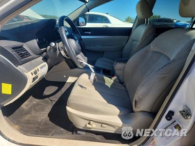 Zdjęcie 7 z 13 samochodu: 2011 SUBARU OUTBACK 2.5I PREMIUM VIN:4S4BRCCC6B3431137 - miniatura
