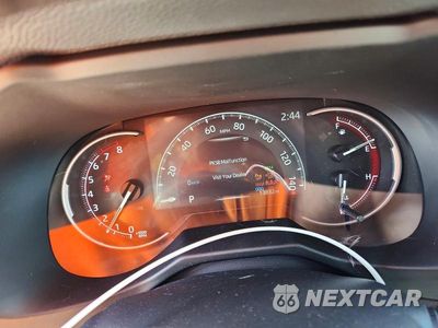 Zdjęcie 9 z 13 samochodu: 2025 TOYOTA RAV4 XLE PREMIUM VIN:2T3C1RFV4SW430422 - miniatura