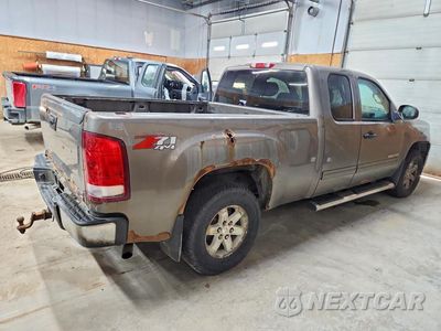 Trzecie zdjęcie samochodu z tyłu: 2013 GMC SIERRA K1500 SLE VIN:1GTR2VE7XDZ202334 - miniatura