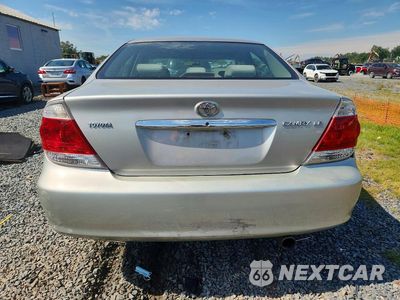 Zdjęcie 6 z 12 samochodu: 2005 TOYOTA CAMRY LE VIN:4T1BE32K55U085861 - miniatura