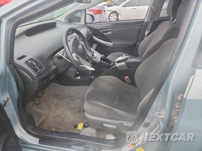 Zdjęcie 7 z 12 samochodu: 2015 TOYOTA PRIUS THREE VIN:JTDKN3DU0F1911330 - miniatura