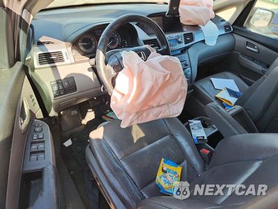 Zdjęcie 8 z 13 samochodu: 2011 HONDA ODYSSEY TOURING VIN:5FNRL5H95BB063940 - miniatura