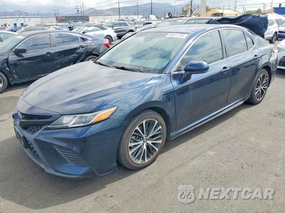 2018 TOYOTA CAMRY SE 4T1B11HK7JU618827 - główne zdjęcie licytacji z USA - miniatura