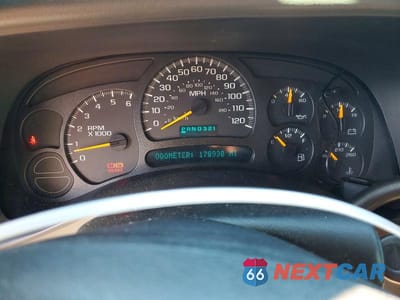 Zdjęcie 9 z 12 samochodu: 2005 CHEVROLET TAHOE C1500 VIN:1GNEC13T45R275759 - miniatura