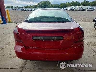 Zdjęcie 6 z 12 samochodu: 2007 PONTIAC GRAND PRIX VIN:2G2WP552571213171 - miniatura