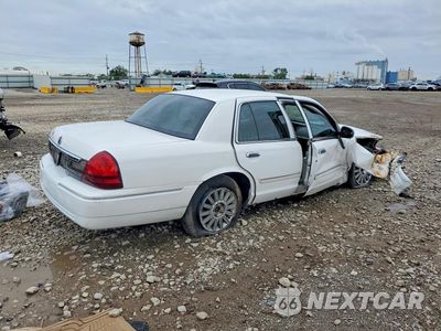 Trzecie zdjęcie samochodu z tyłu: 2010 MERCURY GRAND MARQUIS LS VIN:2MEBM7FV7AX605112 - miniatura