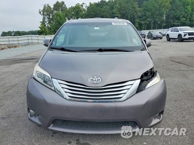 Piąte zdjęcie samochodu w środku: 2017 TOYOTA SIENNA LIMITED 7-PASSENGER VIN:5TDDZ3DC9HS156818 - miniatura