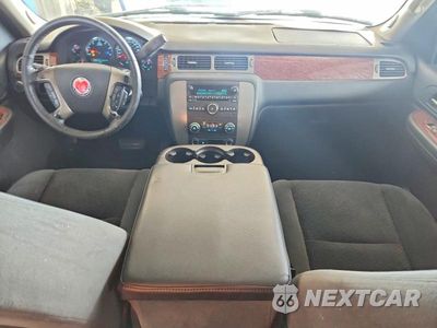 Zdjęcie 8 z 13 samochodu: 2008 GMC YUKON VIN:1GKFC13C08R165250 - miniatura