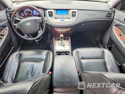 Zdjęcie 8 z 13 samochodu: 2009 HYUNDAI GENESIS 4.6L VIN:KMHGC46F19U051873 - miniatura