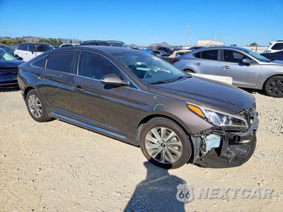 Czwarte zdjęcie samochodu z boku: 2017 HYUNDAI SONATA SPORT VIN:5NPE34AF0HH470177 - miniatura