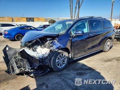 2024 TOYOTA SIENNA XLE 7-PASSENGER 5TDYSKFC7RS120155 - główne zdjęcie licytacji z USA - miniatura